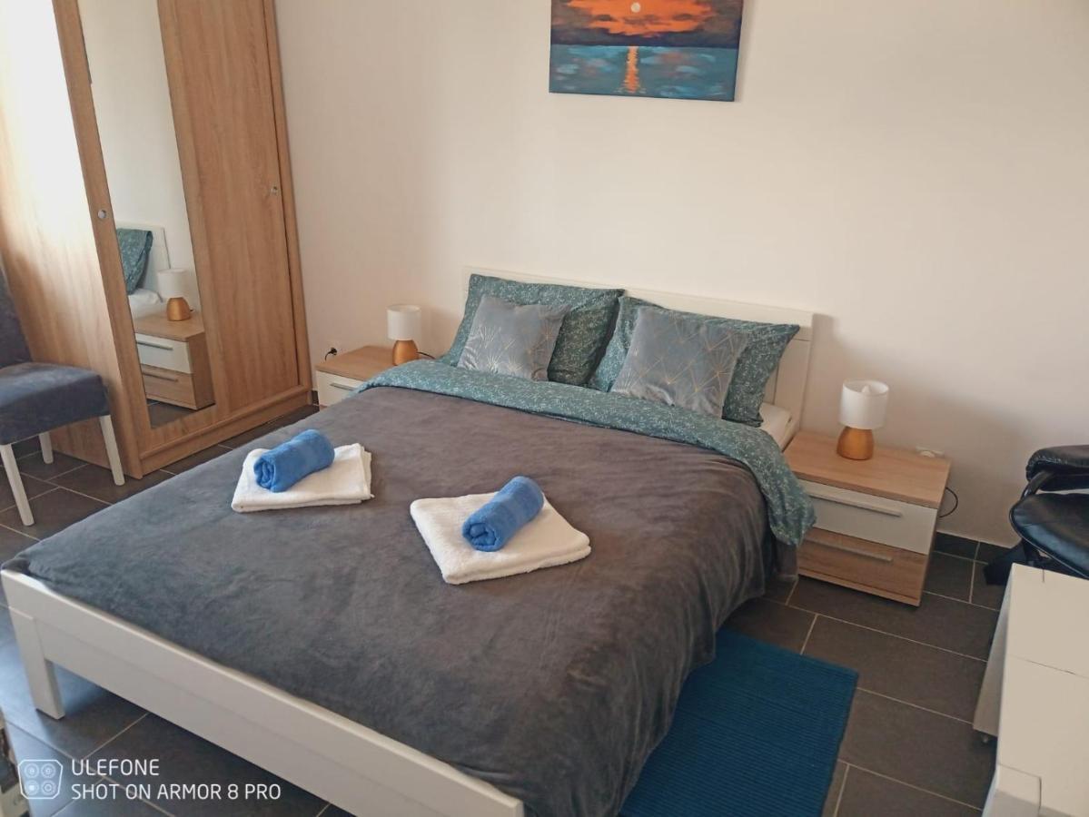 Abelia Sea View Apartment Пула Экстерьер фото